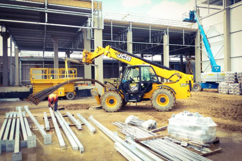 Construction loaders for rent: what is worth knowing?