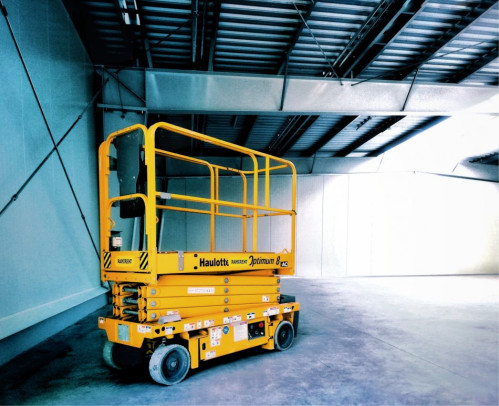 10 uses for scissor lifts