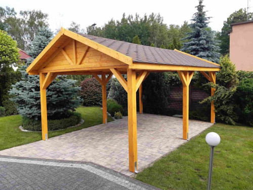 A carport at the house – a practical choice for every owner
